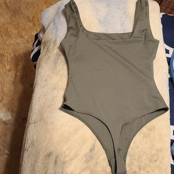 BYLT Basics Sage Green Kids Bodysuit - Picture 3 of 6